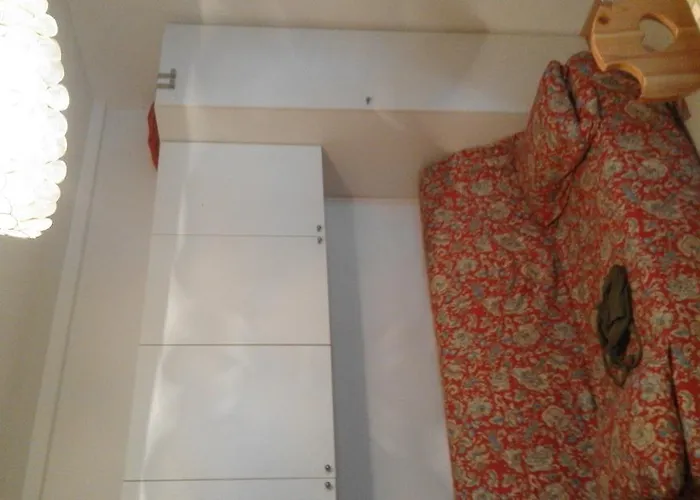 アパート Via Ravina